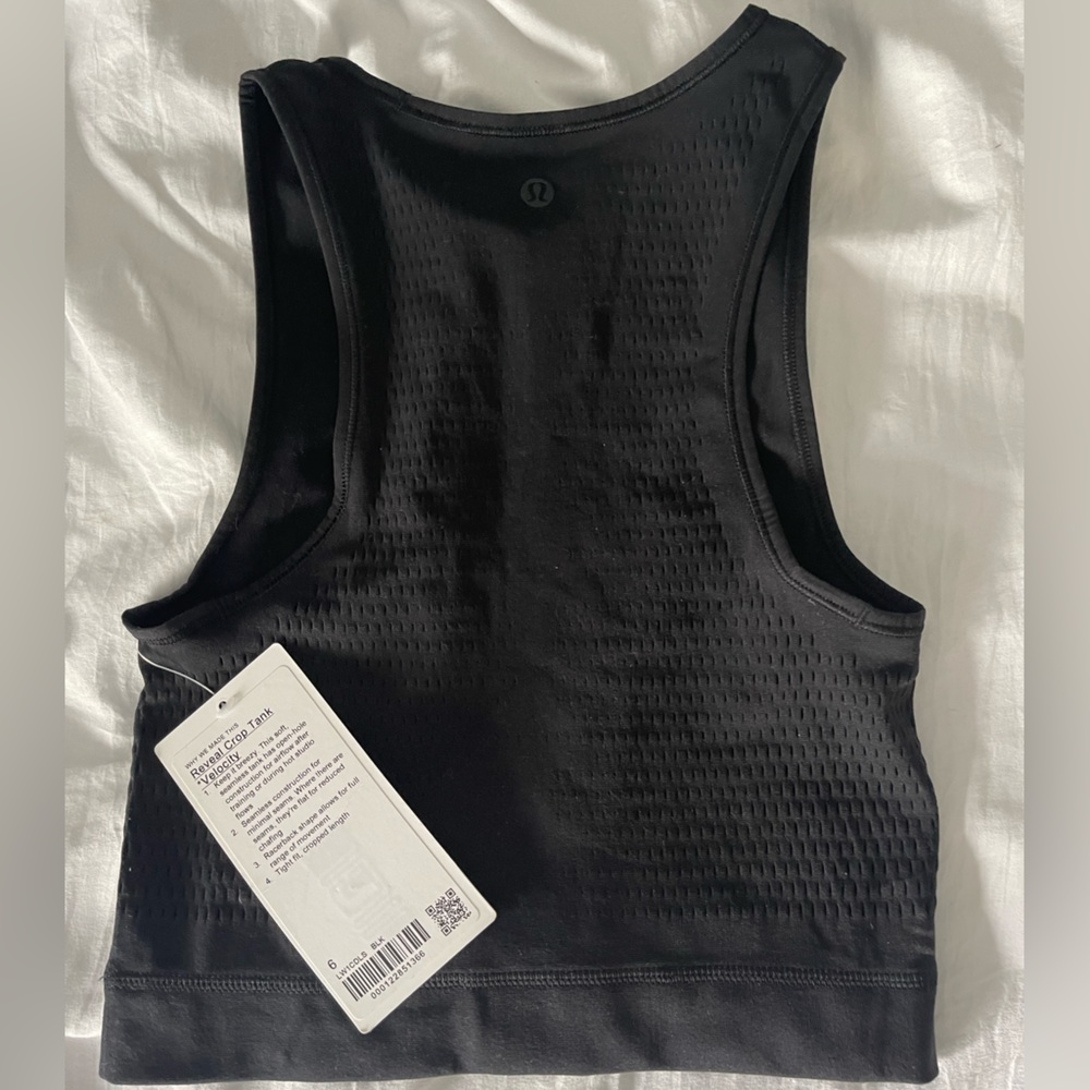 Lululemon black reveal crop tank * velocity NWT size 6